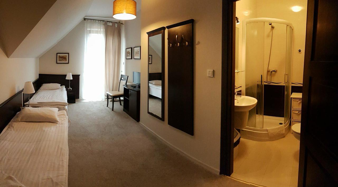 Austeria Kazimierska Bed & Breakfast Kazimierz Dolny Bagian luar foto