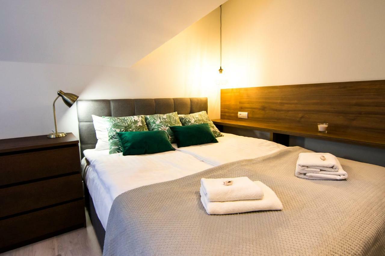 Austeria Kazimierska Bed & Breakfast Kazimierz Dolny Bagian luar foto